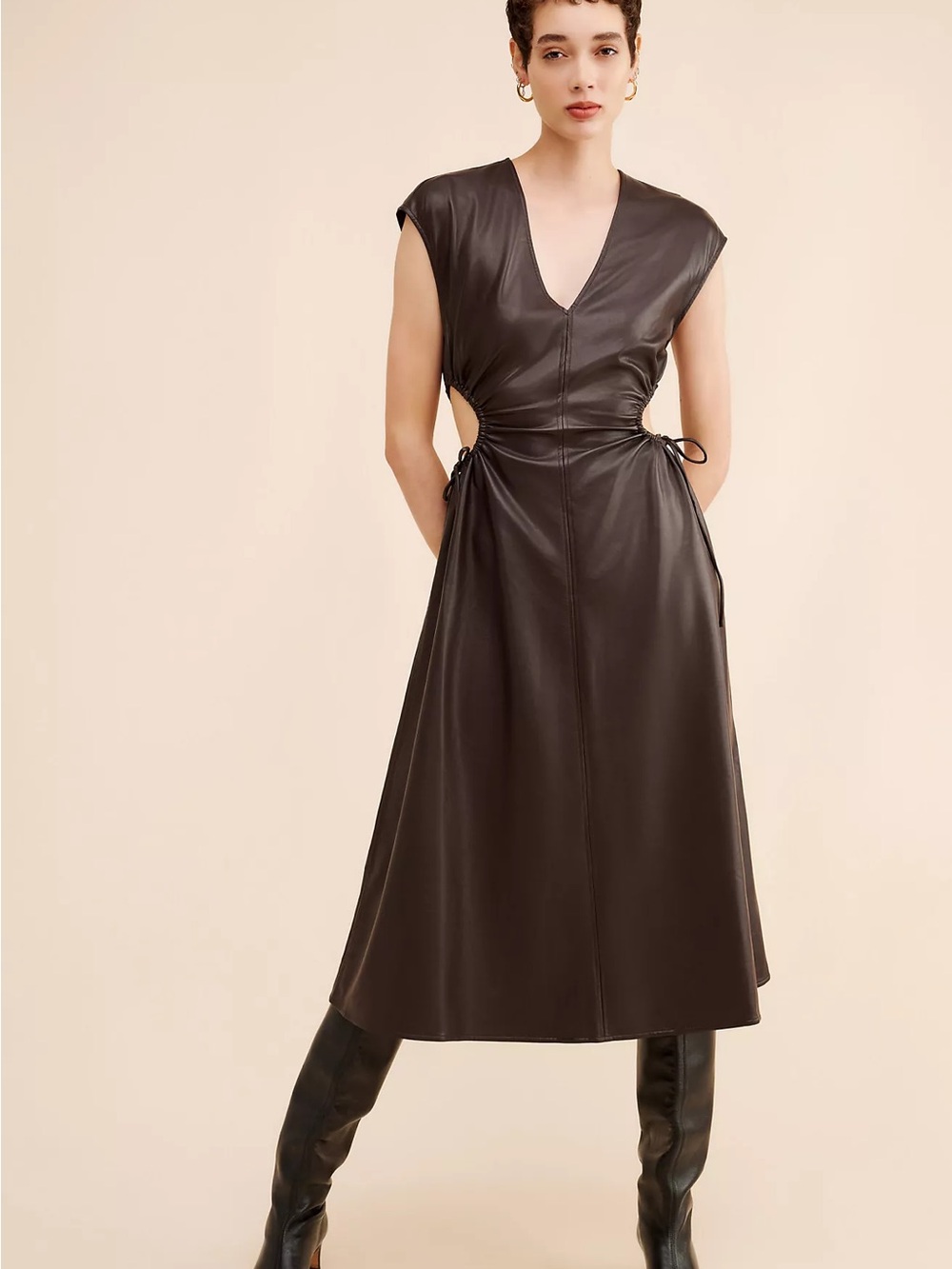 ASTR The Label Black Cut-Out Midi Dress – XS